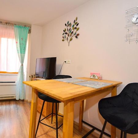 Klaudia Studio โรวีน ภายนอก รูปภาพ